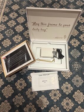 ARZOPA D-10 Digital Picture Frame very gently preloved